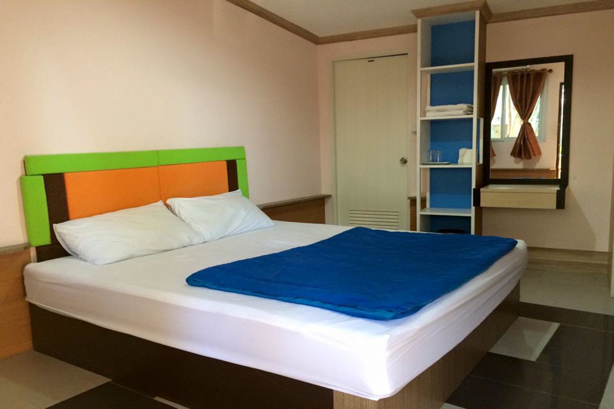 Oyo 276 The Resort Çonburi Dış mekan fotoğraf